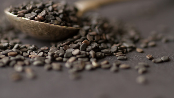 痛风患者的饮食要注意四宜四不宜  痛风的快速止痛的方法