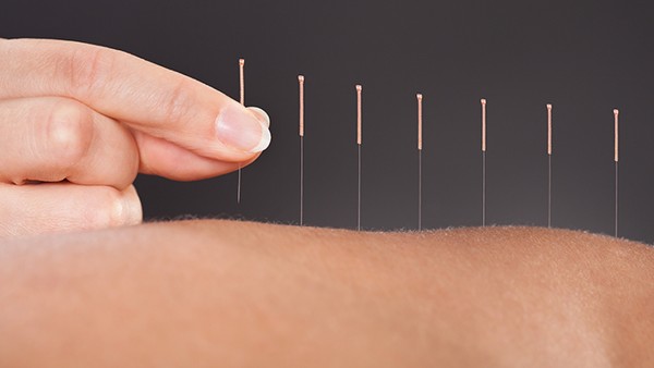 应该如何缓解痛经？五个缓解痛经的中医方法